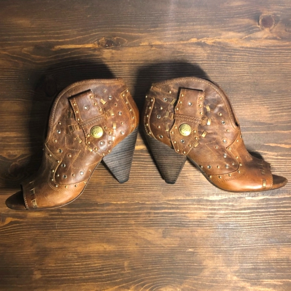 Cognac Leather Studded Open Toe Western Booties 6 - Vince Camuto